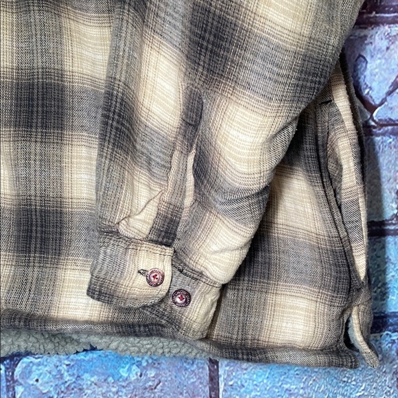 Craftsman Men's Plaid Flannel Shirt - Gray and Tan XXL - Picture 5 of 7